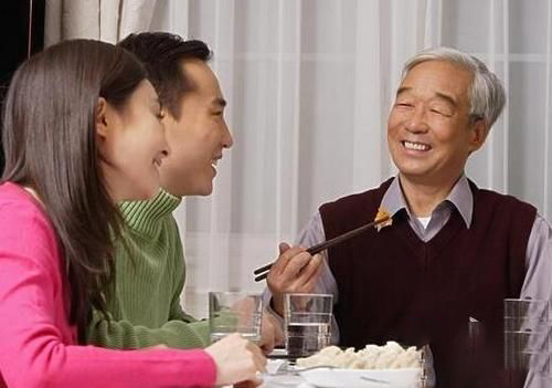 梦见过世的爷爷回家了