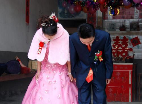 梦见傻子娶老婆
