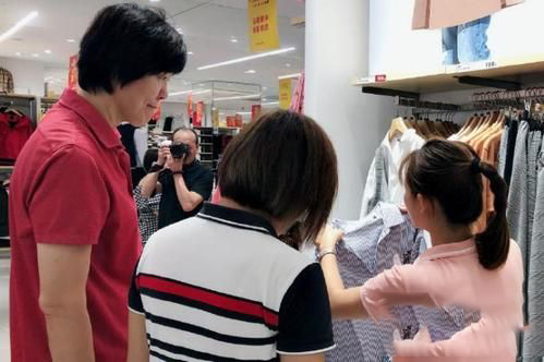 梦见挑选新衣服