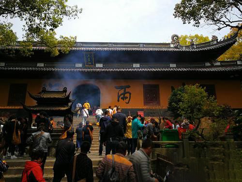 梦见上山拜佛