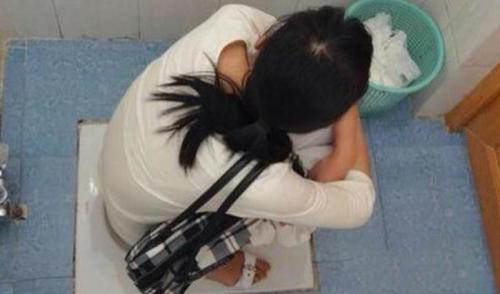 梦见女人小便