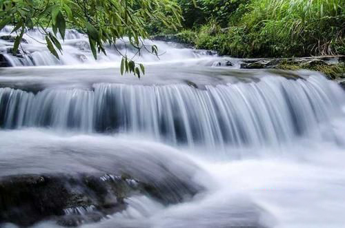 梦见大山流水