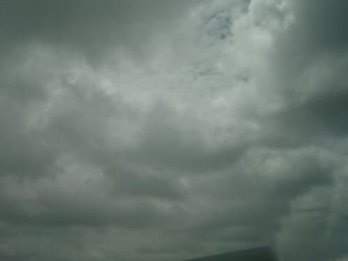 梦见天空在下小雨