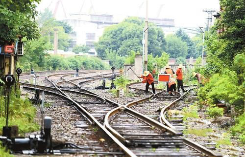 梦见铁路轨道被淹
