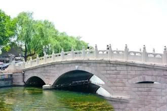 梦见在桥上