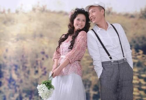 梦见男友与他人结婚