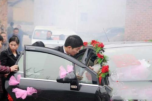 梦见回老家结婚