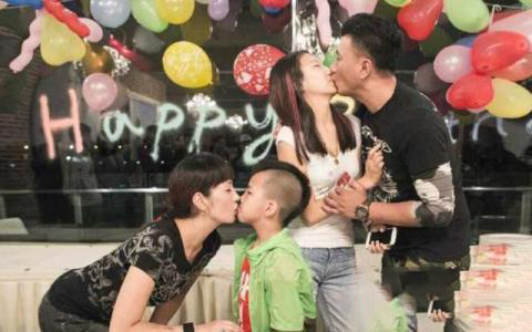 梦见和老婆接吻