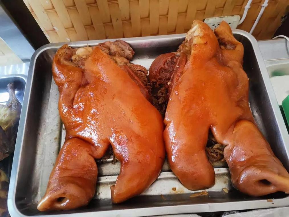梦见熟肉是福是祸 解梦专家为你揭晓其中深意
