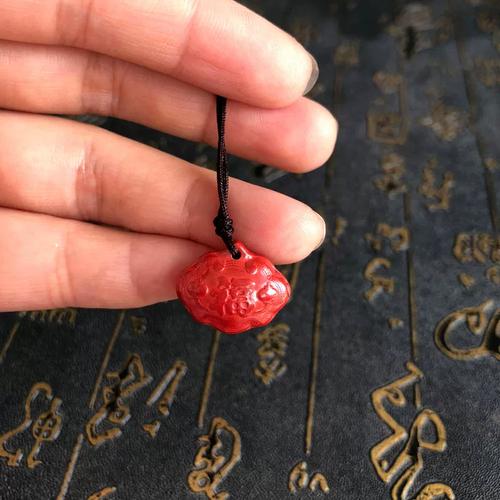 黑曜石海蓝宝石开运水晶_属狗2026适合佩戴什么饰品_2026丙午马年属狗人饰品选择