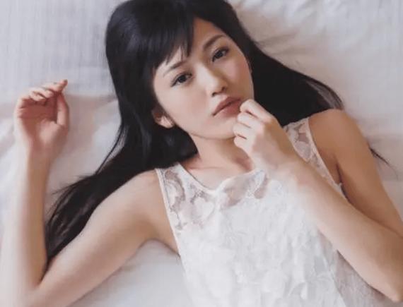 属鸡女双鱼座怎么样的性格_属鸡女双鱼座性格特点_属鸡双鱼座内心世界解析