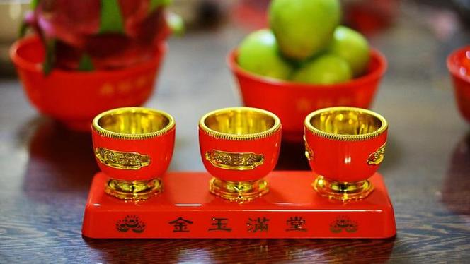 菩萨托梦彩票中奖号码寓意_菩萨托梦彩票中奖号码_彩票数字梦境与潜意识投射