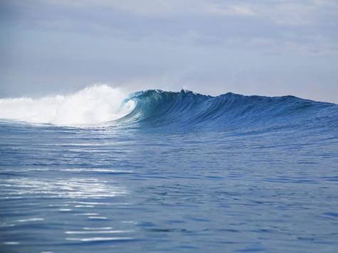 女人梦见大海海浪翻滚_女性梦见大海海浪翻滚解析_梦见大海海浪翻滚预兆