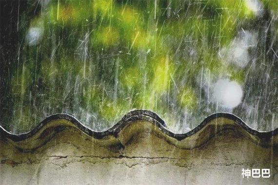 孕妇梦见下大雨是什么意思_孕妇梦见下大雨_孕妇胎梦大雨解析