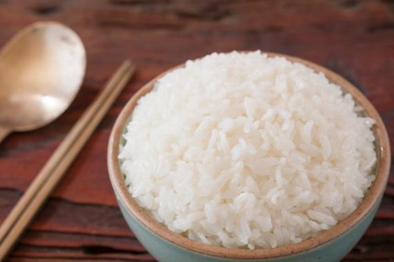 梦见饭里有虫子是什么兆头？周公解梦寓意分析