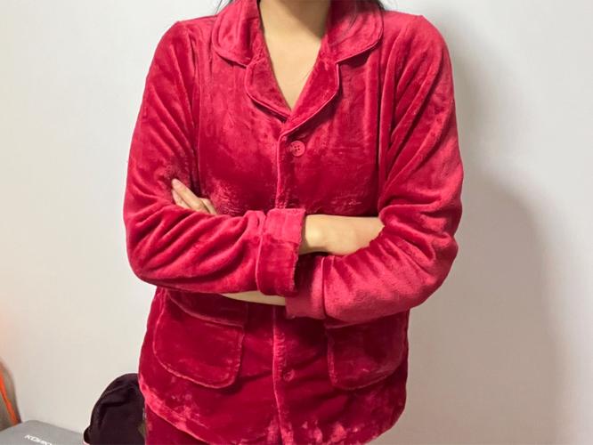 属马人本命年穿红色睡衣注意事项_2026属马买红色睡衣好吗_2026属马本命年红色睡衣选购指南