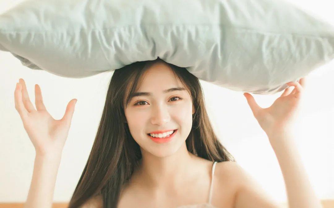 属蛇水瓶座女人性格