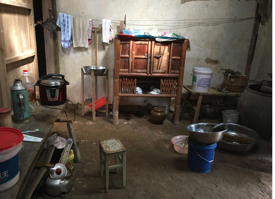 梦见娘家老房子是什么预兆 最近总梦到小时候的家